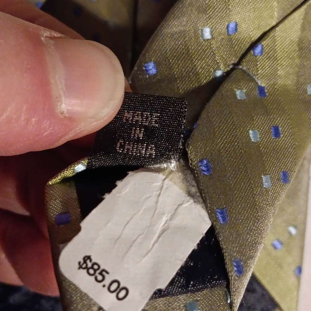DONA necktie - Picture 4 of 4